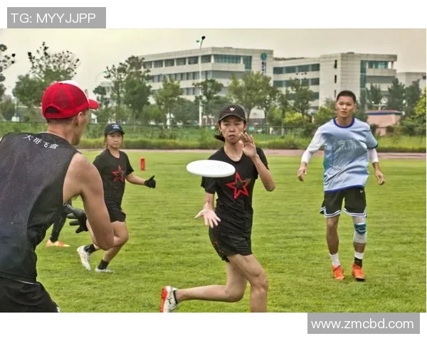 飞盘运动的魅力与挑战：深入探讨上海飞盘队的耐力训练与表现